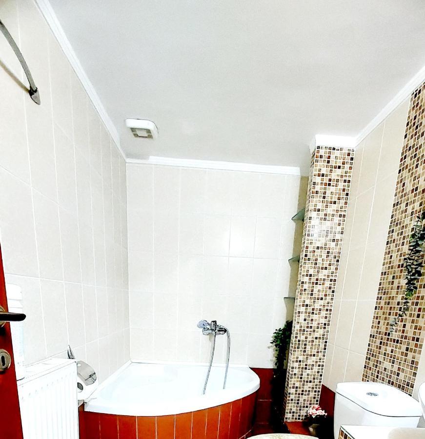 "Home Sweet Home" 3 Bedrooms Big House 110M Free Indoor Parking! Салоники Экстерьер фото